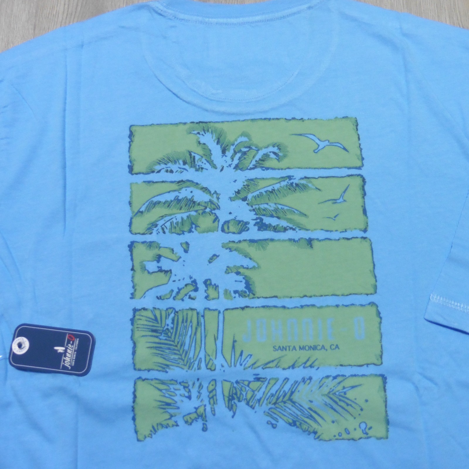 JOHNNIE O Mens M MEDIUM T SHIRT PALM PARADISE MALIBLU GOLF BLUE SANTA MONICA TEE