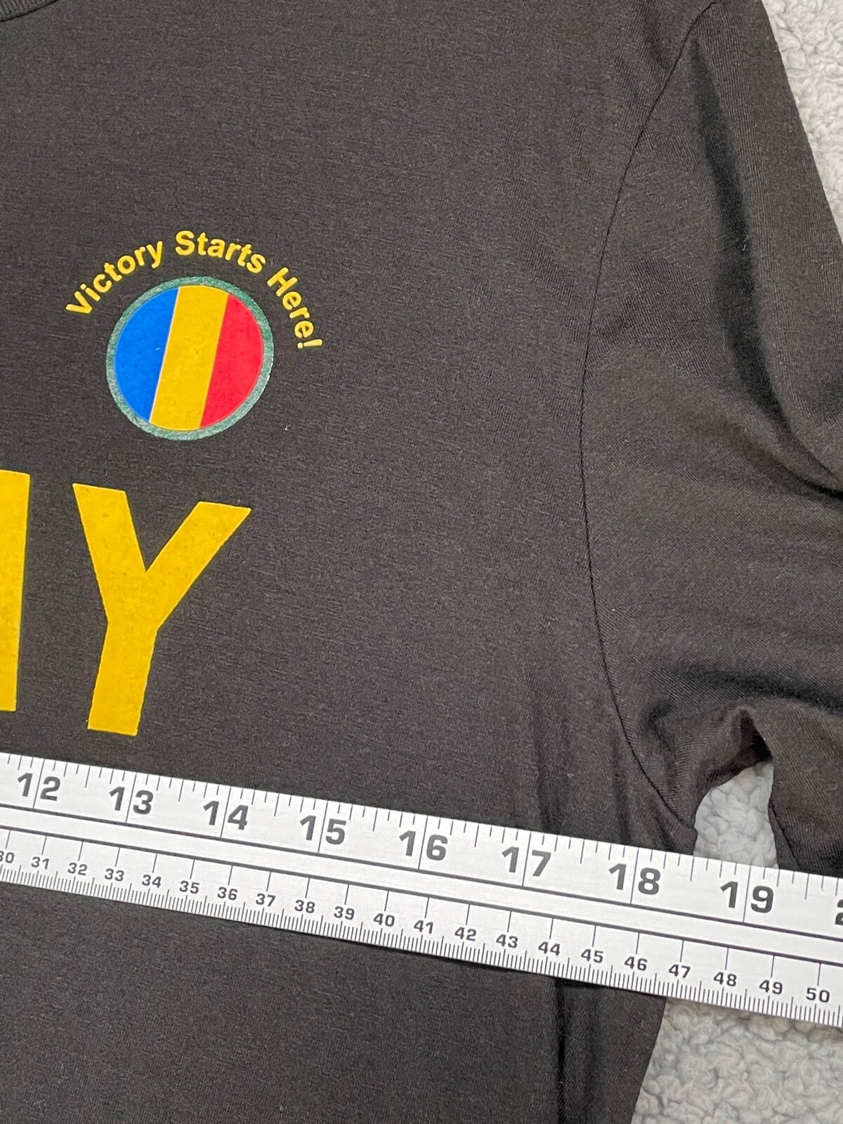 District Perfect Tri Black Crew Neck T Shirt STAY ARMY VICTORY Graphic Size M