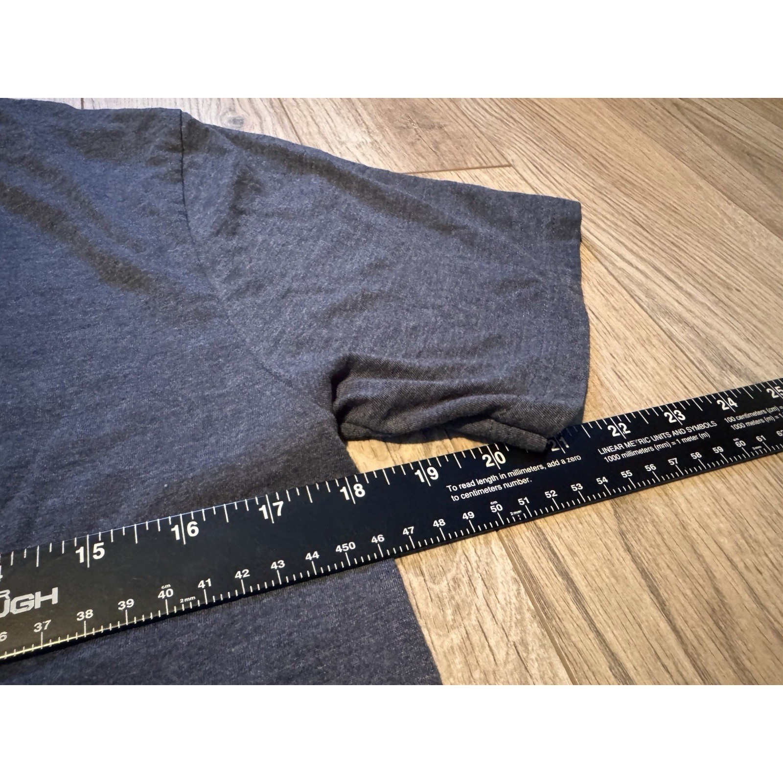 District Perfect Tri UP Music Fest 2022 T-Shirt Mens Medium Grey Concert Tee