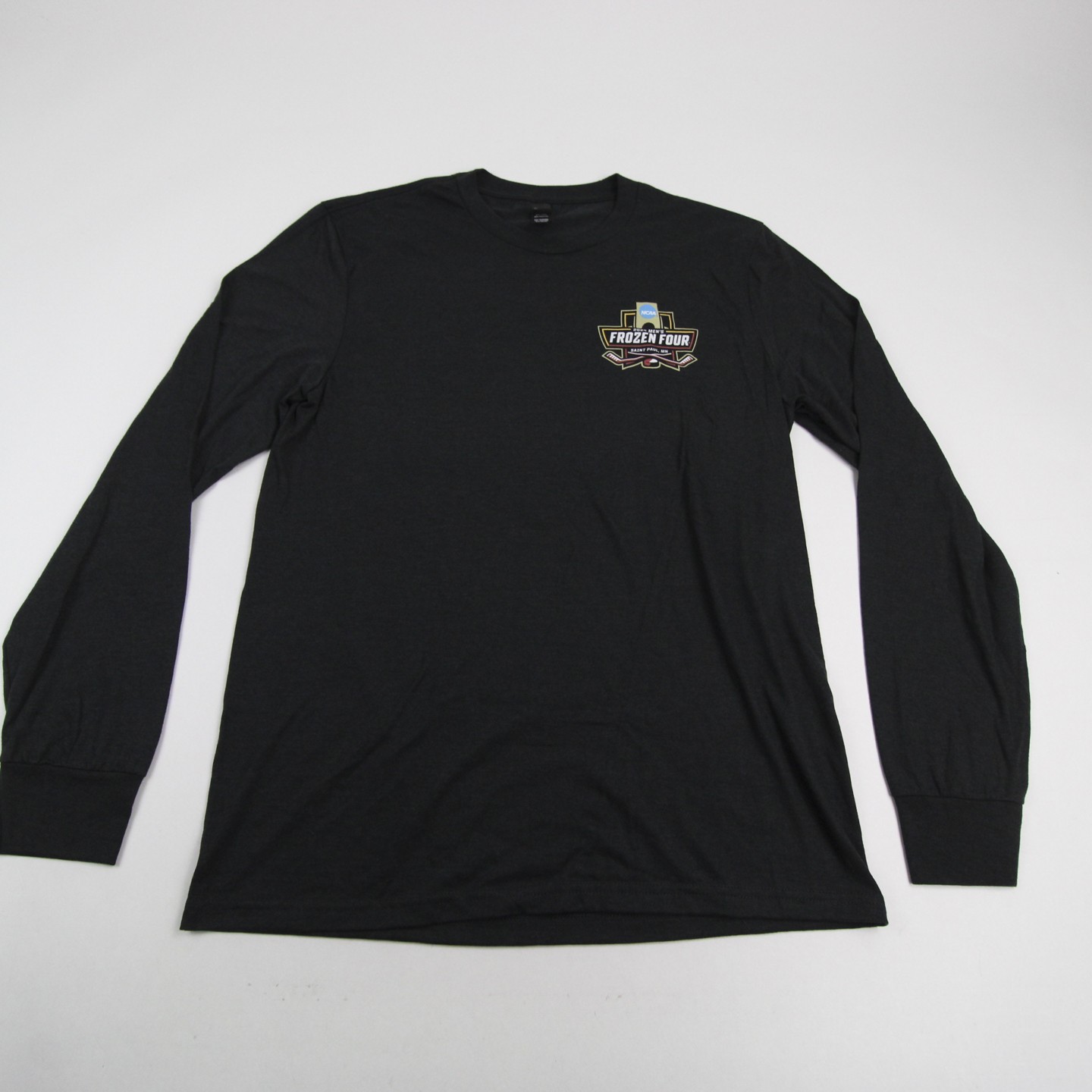 District Perfect Tri Long Sleeve Shirt Men’s New without Tags M