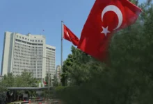 تركيا تستدعي السفير السويسري لدى أنقرة بسبب عمل استفزازي استهدف أردوغان