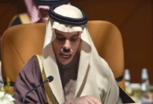 وزير الخارجية السعودي يجري اتصالين مع البرهان وحميدتي ويؤكد أهمية الالتزام بالتهدئة في السودان