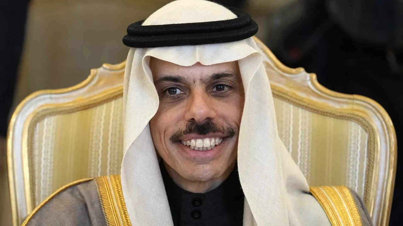 الخارجية الإيرانية: وزير الخارجية السعودي فيصل بن فرحان يزور طهران قريبا