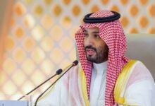 ولي العهد السعودي يتوجه إلى باريس في زيارة رسمية