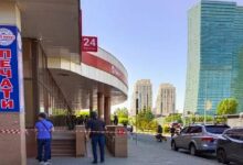 القبض على مسلح احتجز رهائن في بنك بعاصمة كازاخستان وتحرير جميع الرهائن