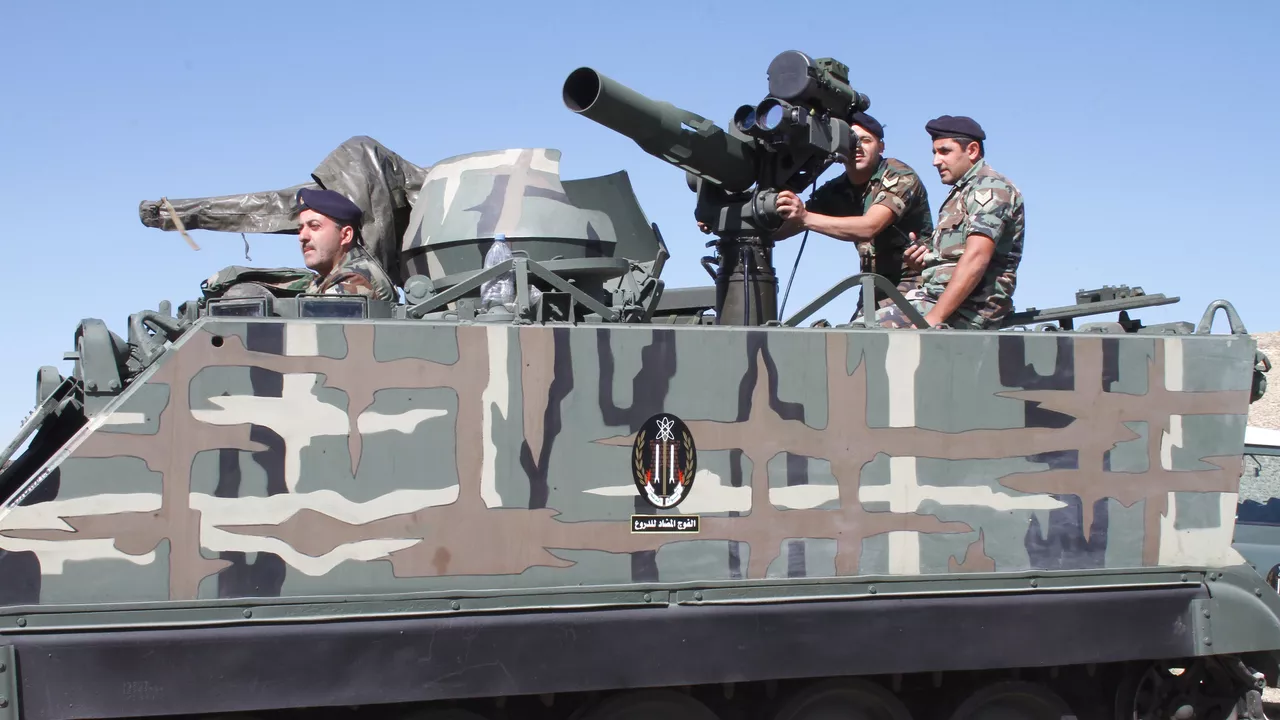الجيش اللبناني يصدر بيانا عن حادث إطلاق نار على مسجد شرقي البلاد