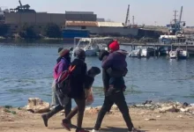 السلطات الليبية تمنع دخول مهاجرين غير نظاميين إلى البلاد طردتهم تونس نحو الحدود