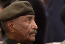 ظهور جديد للبرهان خلال اجتماع عسكري في مقر قيادة الجيش السوداني... فيديو