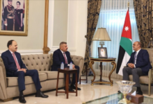 الخصاونة يؤكد ضرورة البدء بتنفيذ مشروعات استراتيجية مع العراق ومصر