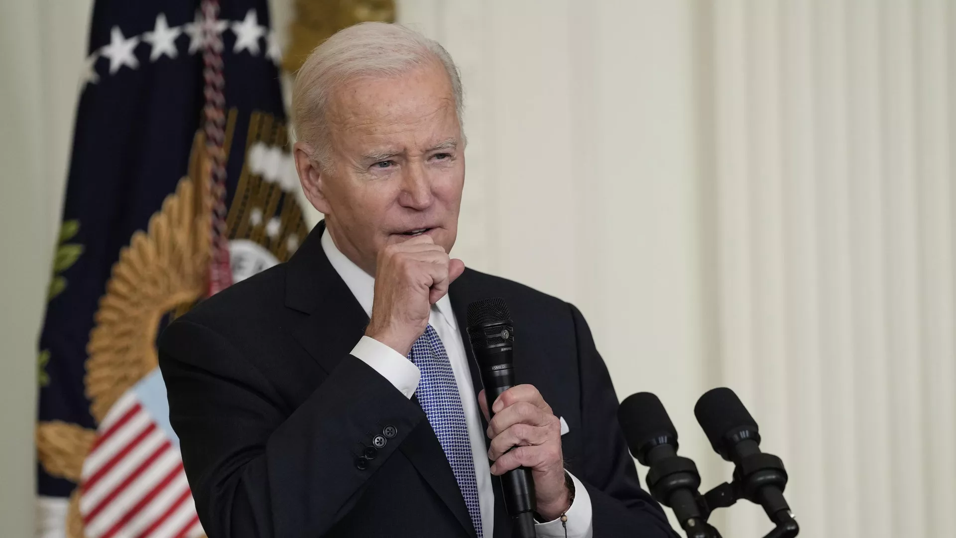 الرئيس الأمريكي يخطئ في لفظ اسم ولي العهد السعودي في قمة العشرين