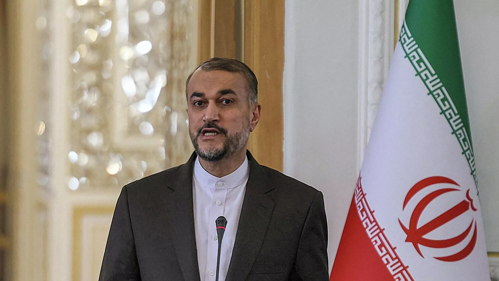 وزير الخارجية الإيراني: تحسين العلاقات مع السعودية يؤثر إيجابا على الشرق الأوسط