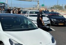 ضبط كمية كبيرة من المتفجرات في سيارة وسط إسرائيل