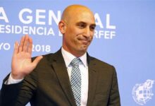 لويس روبياليس يستقيل من منصبه كرئيس للاتحاد الإسباني لهذا السبب