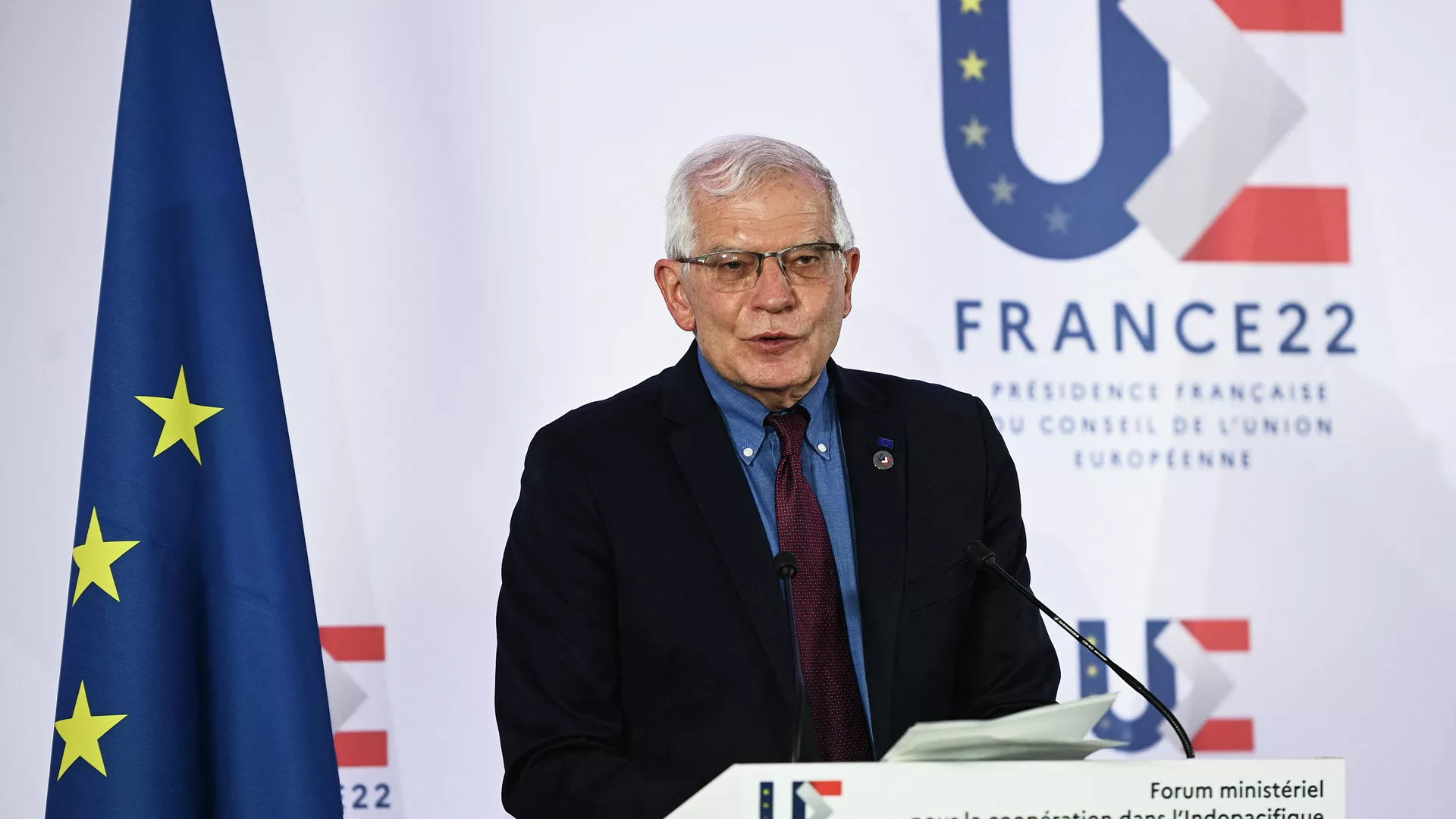 بوريل يبلغ إحدى دول الاتحاد الأوروبي بحريتها بالبقاء في المنظمة من عدمه