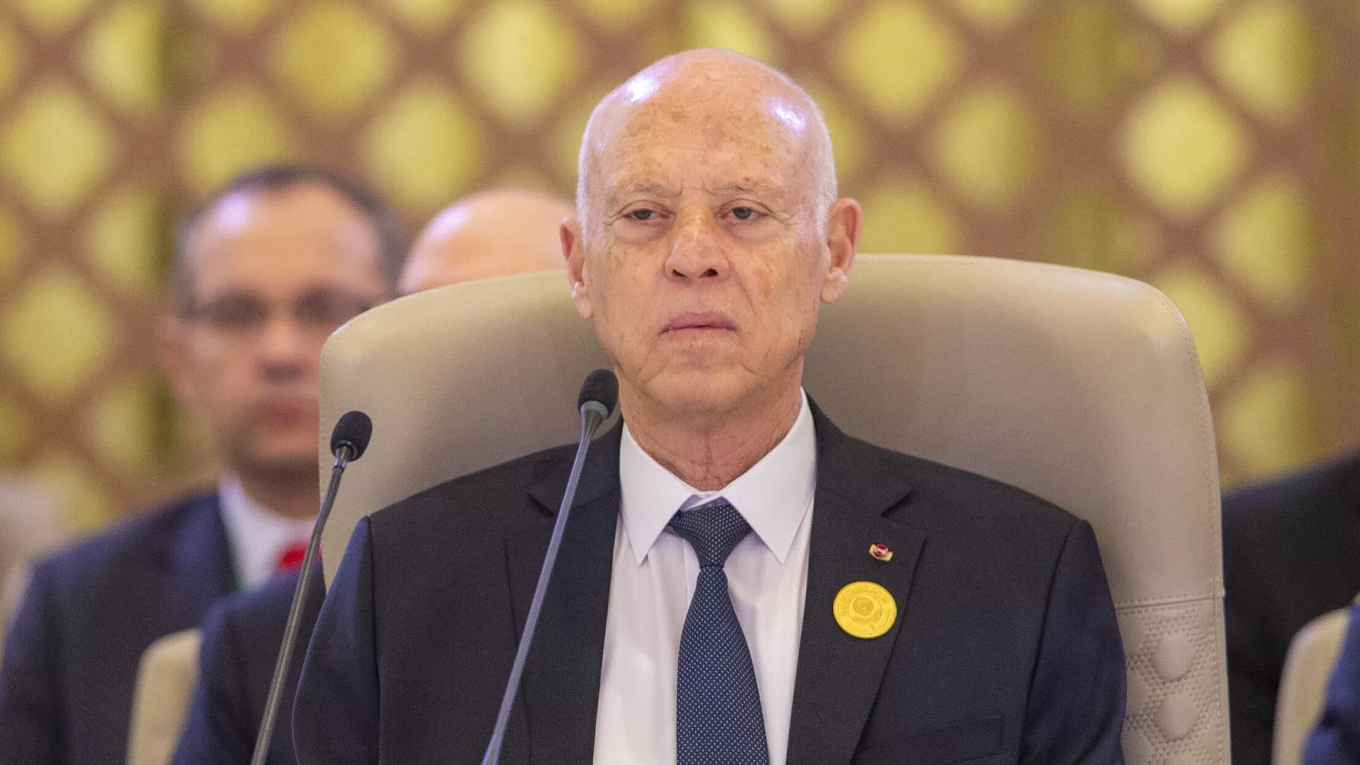 الرئيس التونسي: لا نقبل ما يشبه المنة أو الصدقة ولا التعاطف إذا كان دون احترام