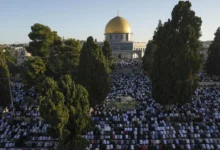 البرلمان العربي يحمل الحكومة الإسرائيلية مسؤولية اقتحامات المسجد ويحذر من "حرب دينية"