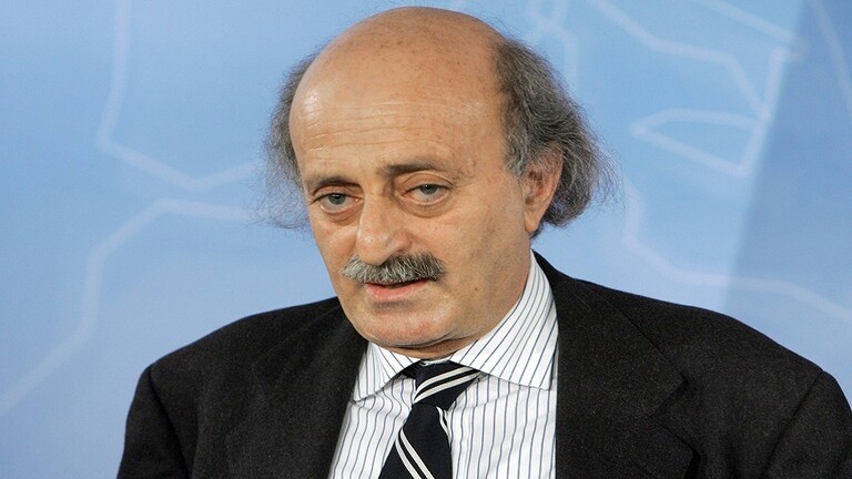 "نقطة عار جديدة في سجلهم الأسود".. جنبلاط يعلق على الإدانات الغربية لعملية "طوفان الأقصى"