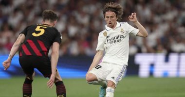 لوكا مودريتش يقترب من الانتقال إلي الهلال السعودي فى الصيف