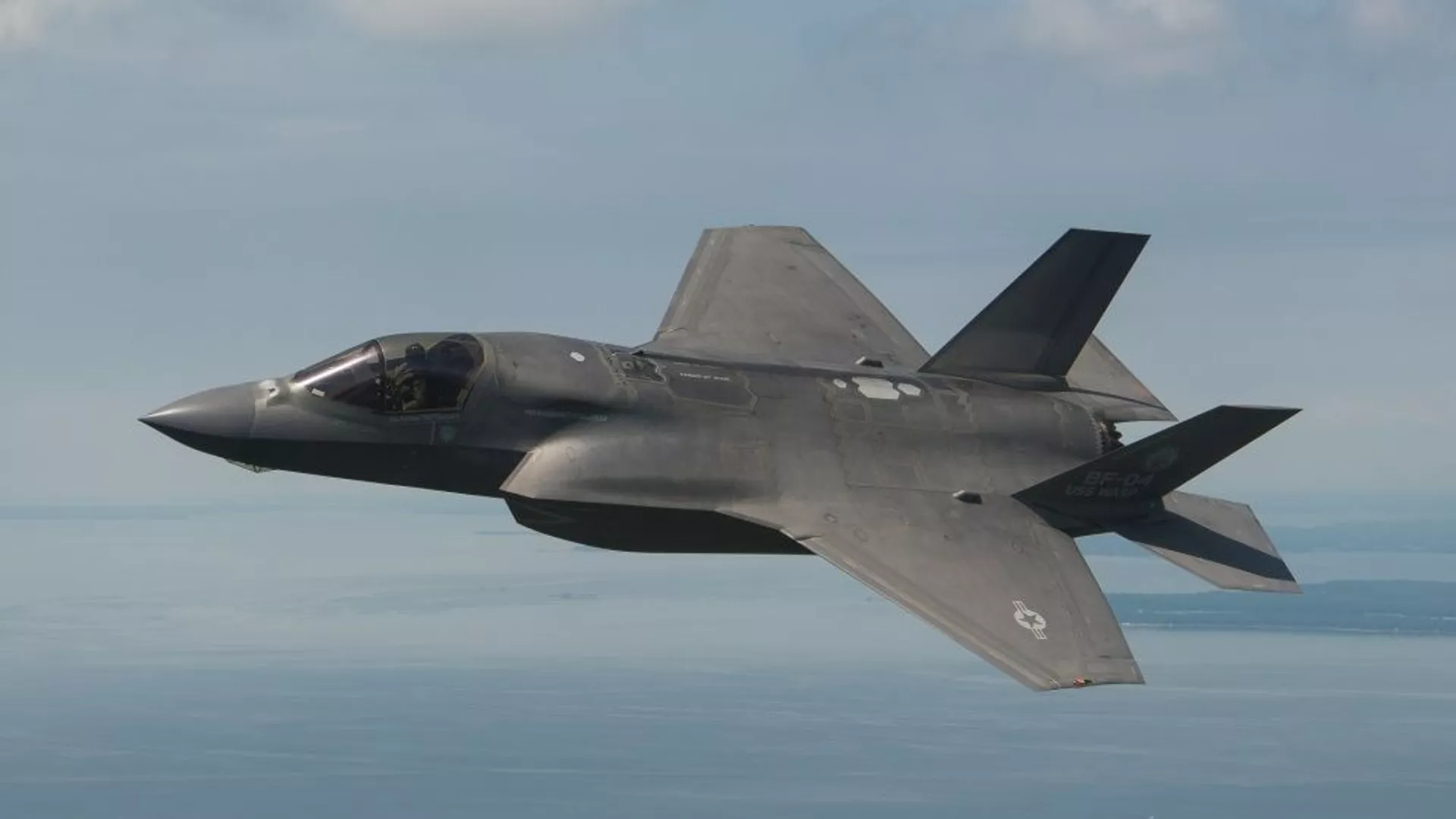 مقاتلات إسرائيلية تهاجم مواقع لـ"حماس" بالقرب من الحدود المصرية