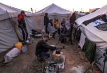 "هآرتس": مسؤولون فلسطينيون يتوجهون إلى القاهرة لبحث مستقبل غزة