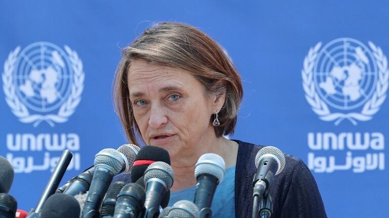 لين هاستينغز، المنسقة المقيمة للأمم المتحدة ومنسقة الشؤون الإنسانية في الأرض الفلسطينية.