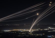 صورة أرشيفية - صواريخ القبة الحديدية الإسرائيلية تحاول اعتراض صواريخ / Gettyimages.ru
