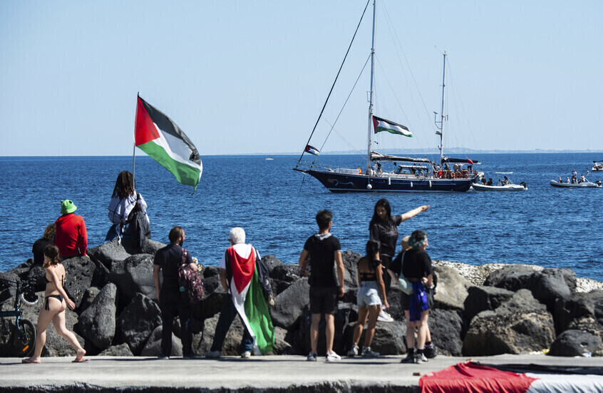 قارب مادلين / AP