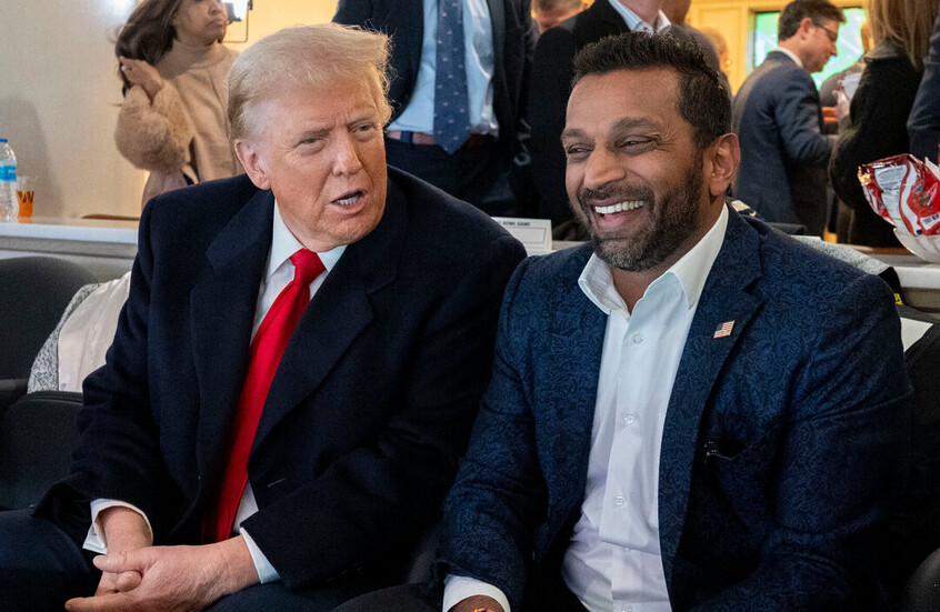 باتيل صحبة ترامب