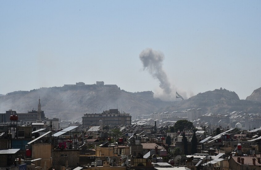 القصف الإسرائيلي على دمشق / Monsef Memari / Globallookpress