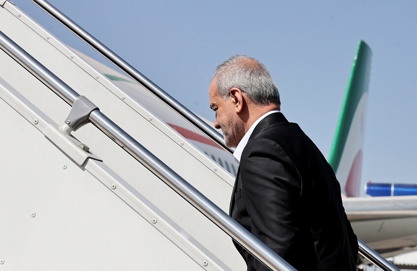 الرئيس الإيراني مسعود بزشكيان يغادر إلى قمة الدوحة - 15 سبتمبر 2025. / Globallookpress