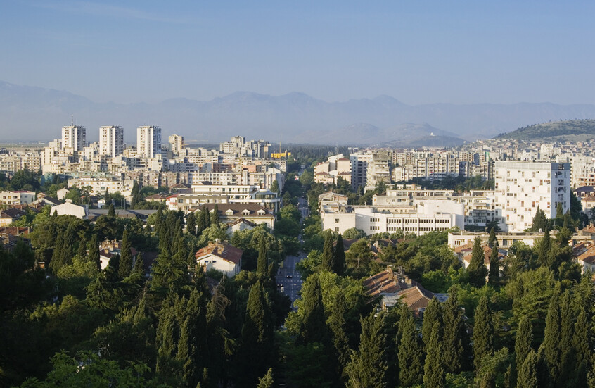 الجبل الأسود، بودغوريتسا، منظر المدينة من تل غوريتسا - صورة أرشيفية / Gettyimages.ru