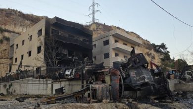 غارات إسرائيلية عنيفة على معارض لآليات ثقيلة جنوب لبنان