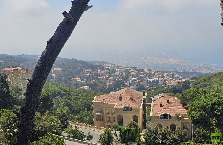 لقطة من إطلالة على العاصمة اللبنانية بيروت من الجبال المحيطة بها / RT