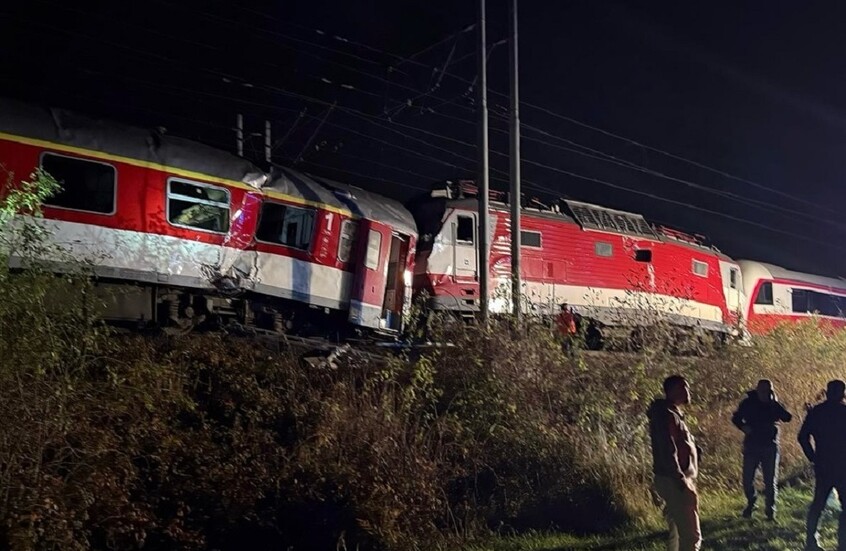 facebook.com/SutajEstokM