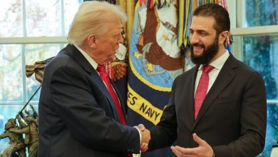 الرئيس السوري أحمد الشرع (يمين الصورة) وتظيره الأمريكي دونالد ترامب (يسار الصورة) - صورة أرشيفية. / Gettyimages.ru