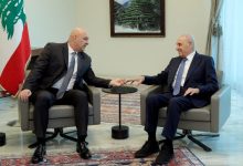 الرئيس اللبناني جوزيف عون، ورئيس مجلس النواب اللبناني نبيه بري. / Gettyimages.ru