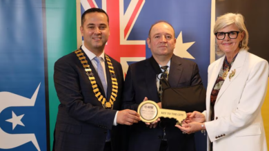 أحمد الأحمد يتسلم مفاتيح مجلس مدينة كانتربري - بانكستاون