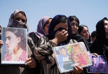 نساء إيزيديات يحيين ذكرى ضحايا المجازر بحق الإيزيديين - أغسطس 2024. / Globallookpress