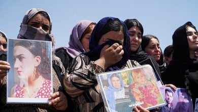 نساء إيزيديات يحيين ذكرى ضحايا المجازر بحق الإيزيديين - أغسطس 2024. / Globallookpress