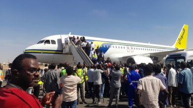 صورة متداولة لجنود سوريين يحملون مسيّرات مذخرة تابعة لـ"قسد" بريف القامشلي.