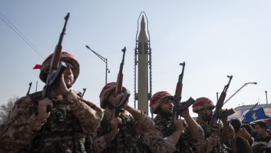 عناصر في الحرس الثوري الإيراني خلال عرض عسكري - صورة أرشيفية / Gettyimages.ru