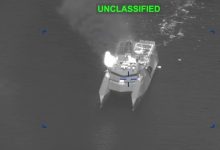 القوات الأمريكية تنفذ ضربات دقيقة ضد أهداف عسكرية إيرانية. / القيادة المركزية الأمريكية