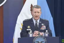 رئيس هيئة الأركان الأمريكية المشتركة الجنرال دان كين / RT