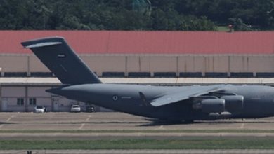 طائرة نقل من طراز "C-17" تابعة للإمارات العربية المتحدة متوقفة في قاعدة جوية في "دايغو"، على بعد حوالي 240 كيلومترا جنوب شرق سيئول، في 12 يونيو 2026. / "يونهاب"