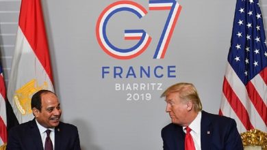 الرئيسان عبد الفتاح السيسي ودونالد ترامب في قمة G7 سنة 2019 في فرنسا. / Gettyimages.ru
