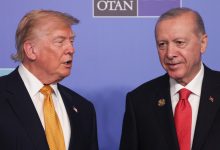 الرئيس التركي رجب طيب أردوغان (يمينا) ونظيره الأمريكي دونالد ترامب (يسارا) / Gettyimages.ru