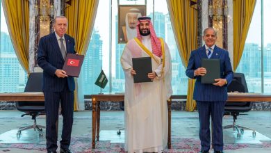 توقيع "اتفاقية مكة للدفاع المشترك" بين السعودية وتركيا وباكستان / AP