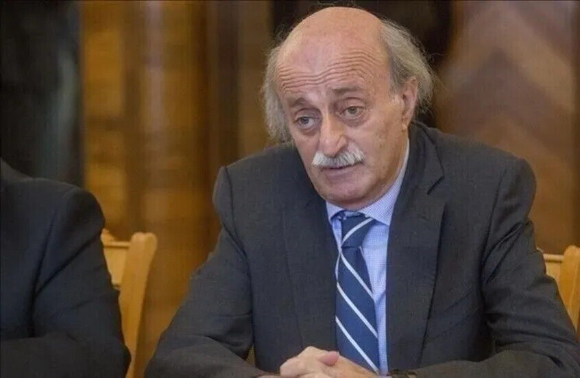 الرئيس السابق للحزب التقدمي الاشتراكي وليد جنبلاط يحذر من غياب أي مؤشرات إلى تهدئة إقليمية قريبة / Gettyimages.ru