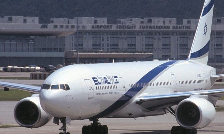 بوينغ 777-258ER، شركة إل عال الإسرائيلية للطيران / AP