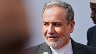 لا خطوط حمراء بعد الآن / AP